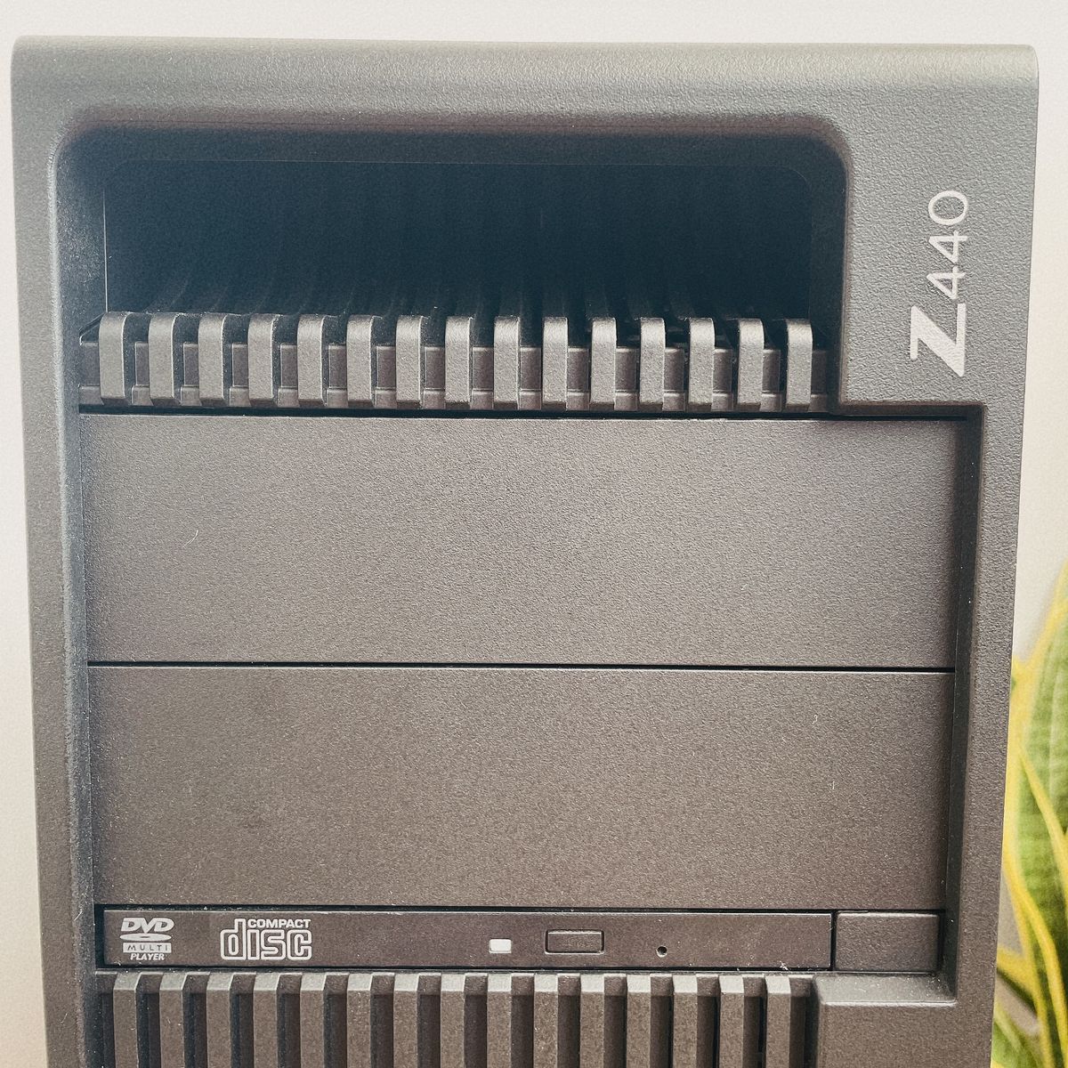 HP Z440 WorkStation 3.jpg